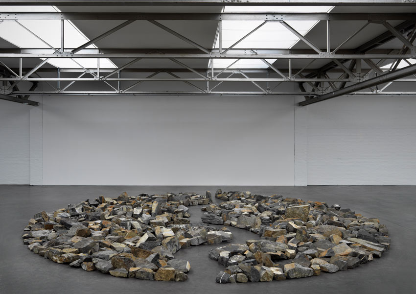 Richard Long, a master of land art exhibited in Belgium | VILLAS Decoration