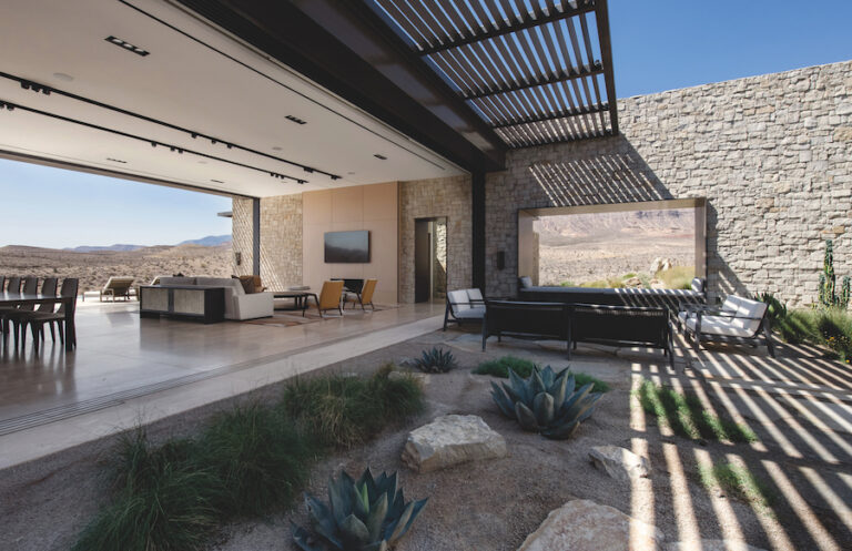 Fort 137 in Nevada: rugged beauty | VILLAS Decoration